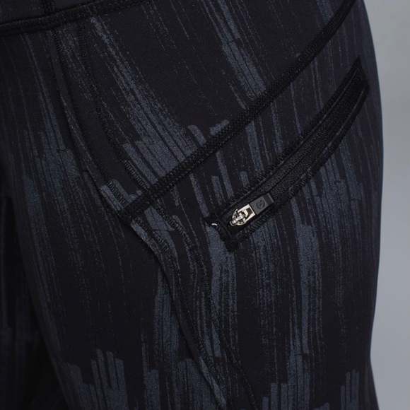 Lululemon Top Speed Crop leggings - Picture 5 of 11